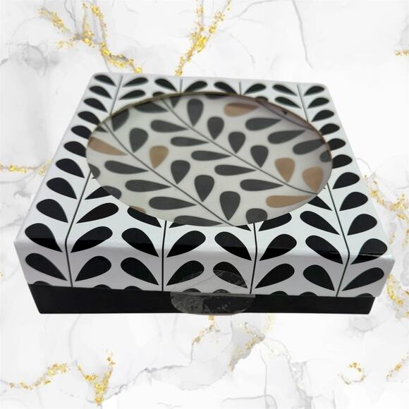 Macy's NIB Designer Set 4 Ceramic Dessert Plates 6" Embellished w/ 14k Gold - Picture 1 of 8